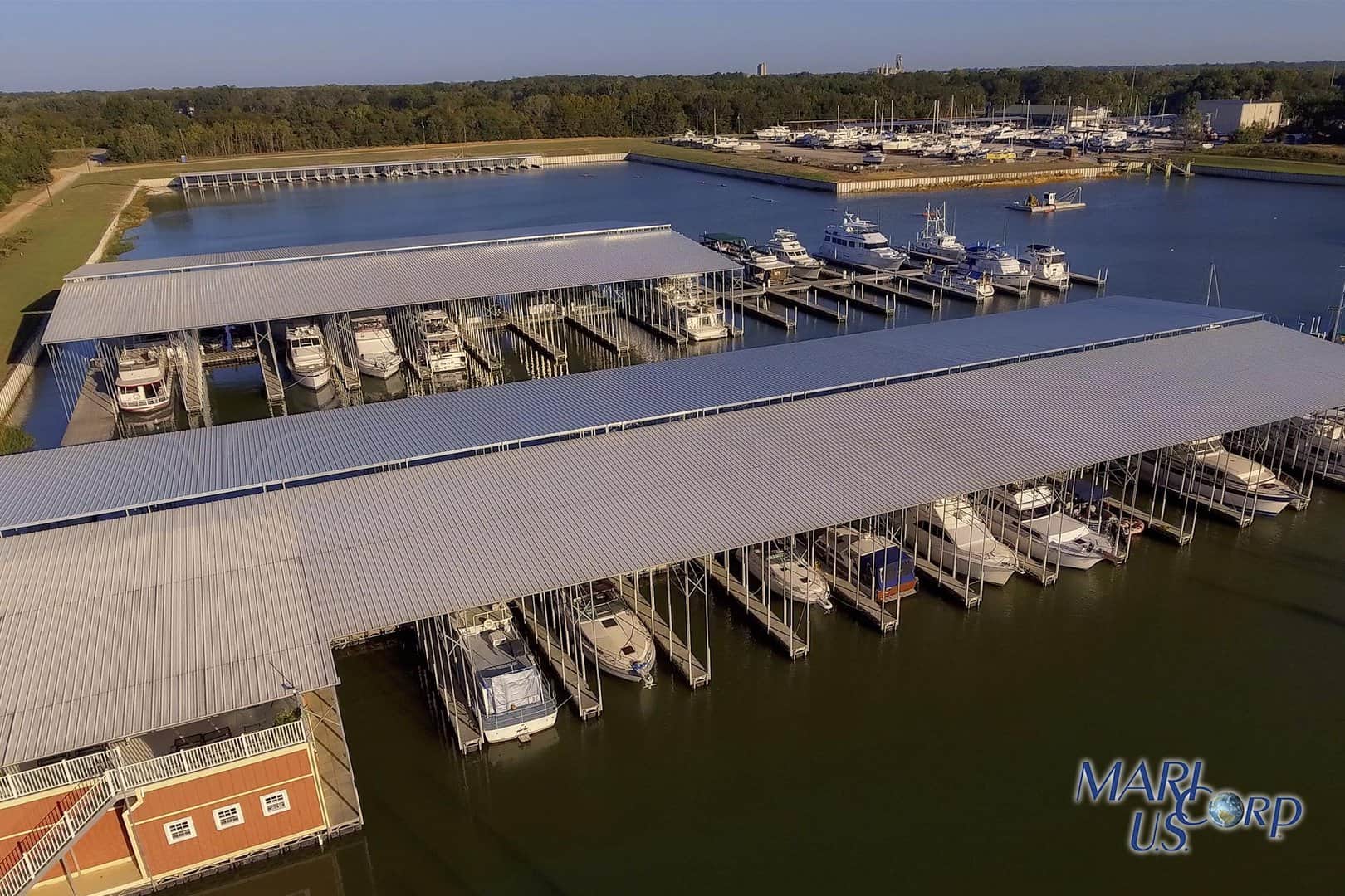 Kingfisher Bay Marina Maricorp