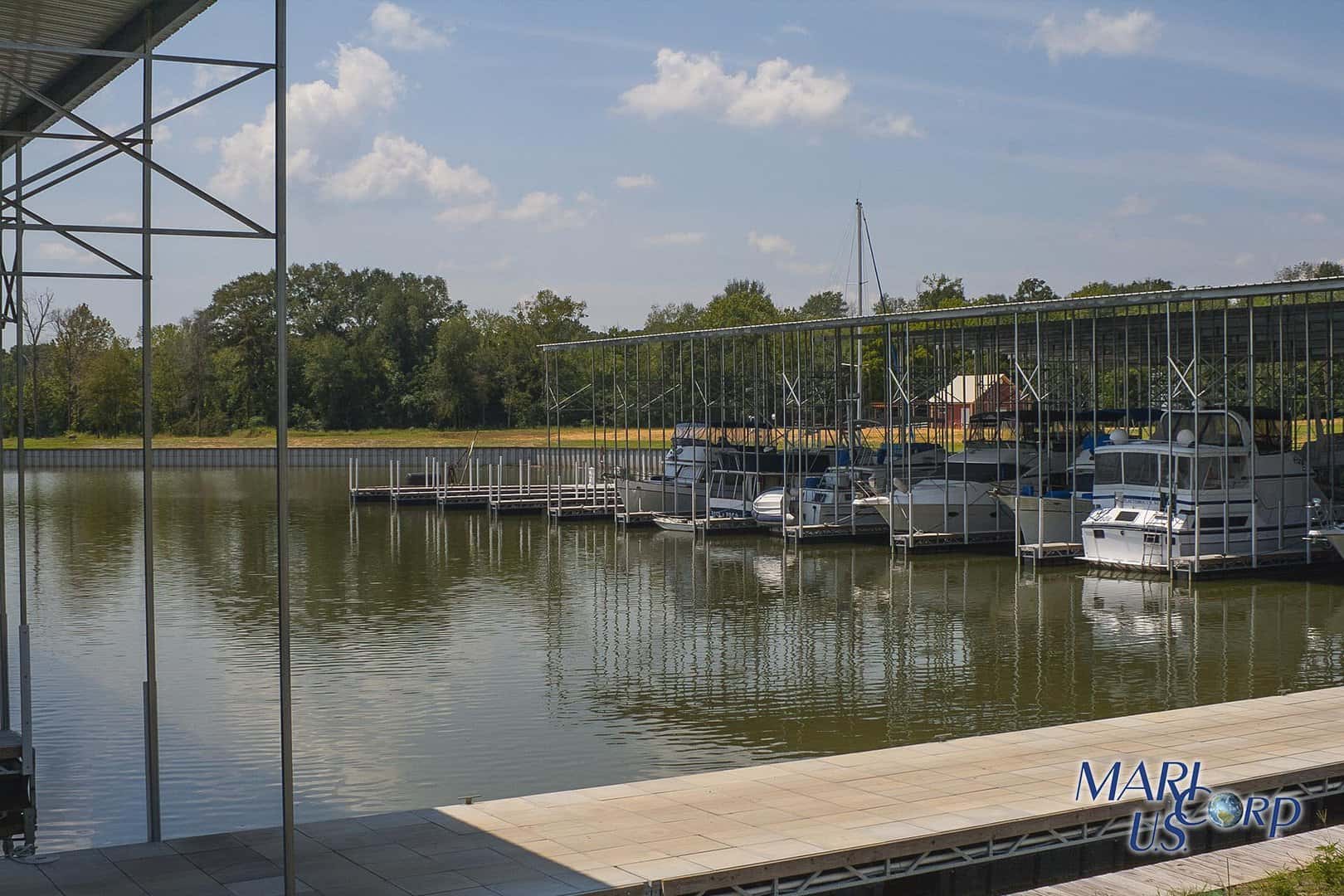Kingfisher Bay Marina Maricorp