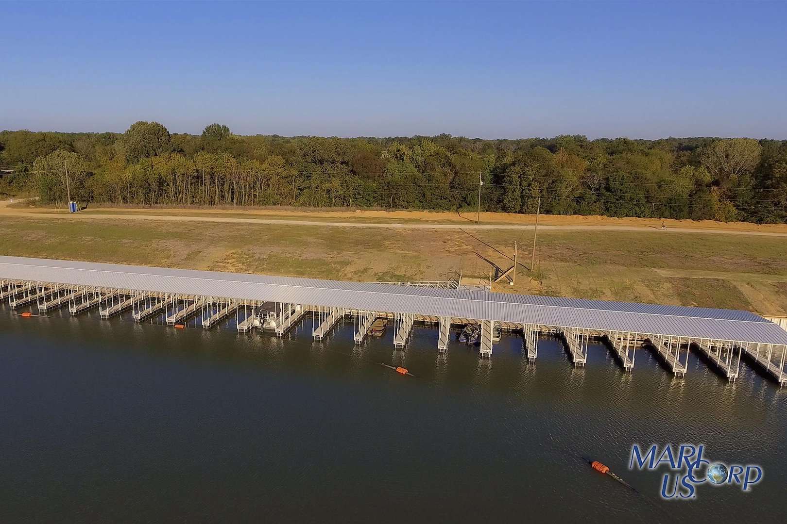 Kingfisher Bay Marina Maricorp