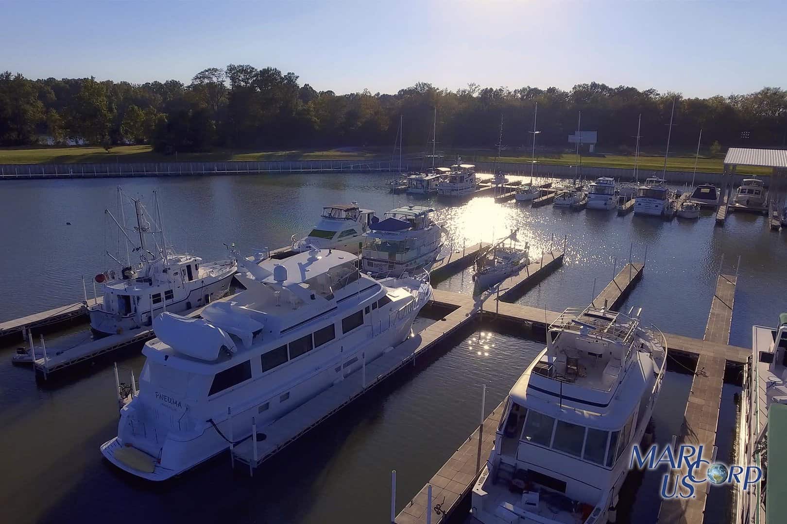Kingfisher Bay Marina Maricorp